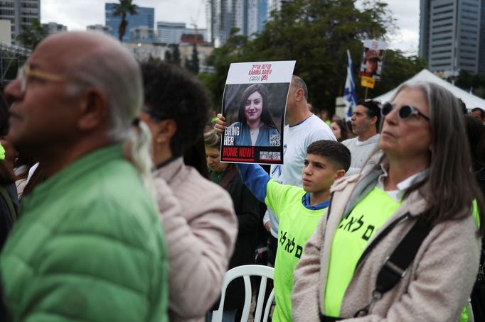 Výměna zajatců. Hamás propustil čtyři izraelské vojačky.