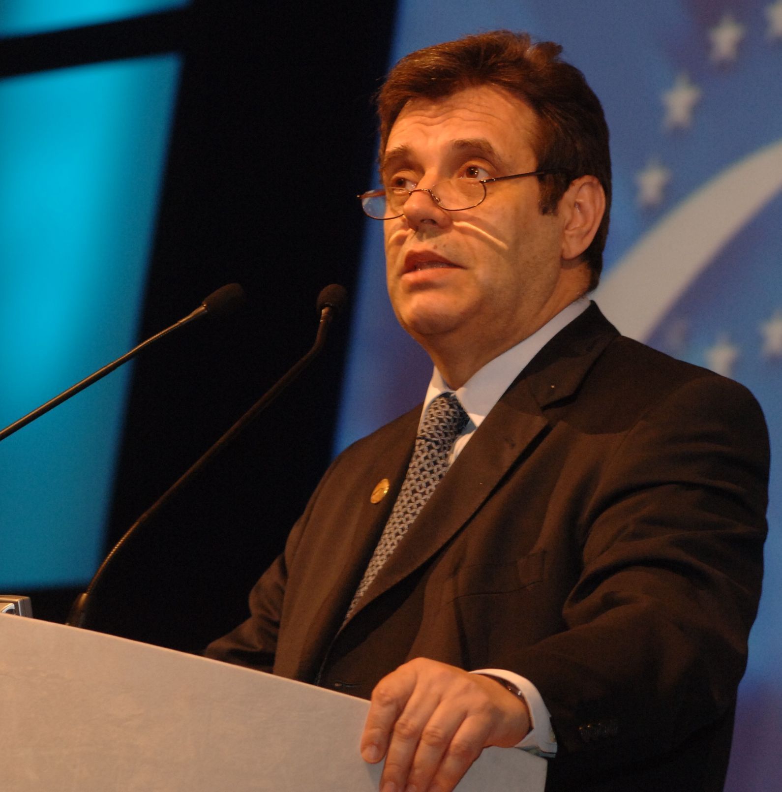 Vojislav Koštunica, srbsko, politik, bělehrad