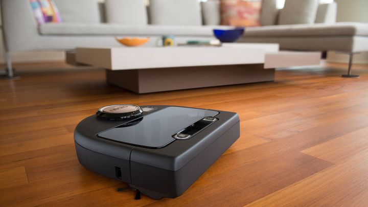 "Vítejte v budoucnosti." Kvůli výpadku serverů Amazonu nefungovaly v USA vysavače