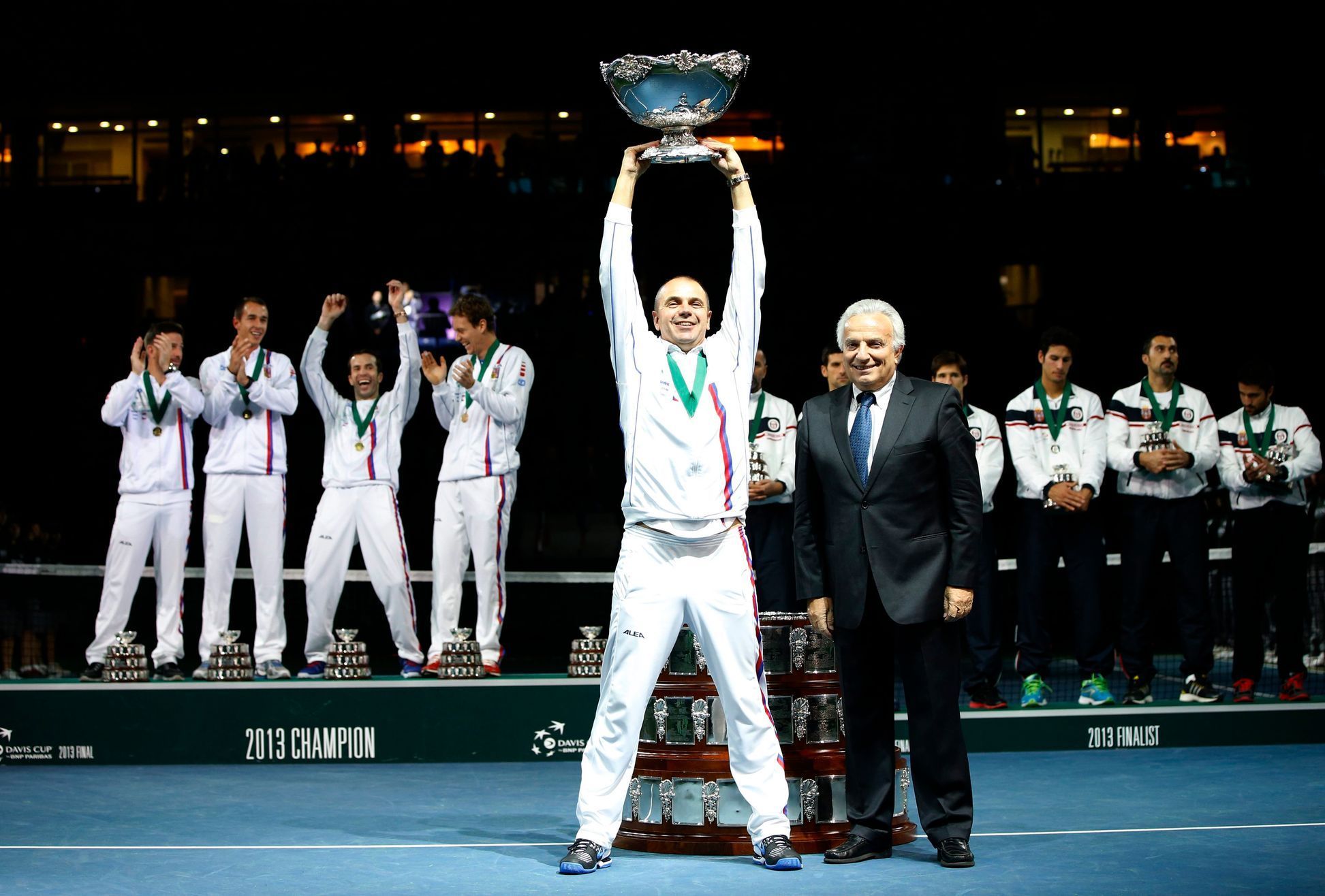 Davis Cup, Finále Srbsko-ČR: Nehrající Kapitán Vladimír Šafařík Přebírá ...