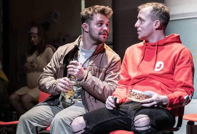 Jakub Burýšek coby Štěpka a Viktor Zavadil jako Rosomák.