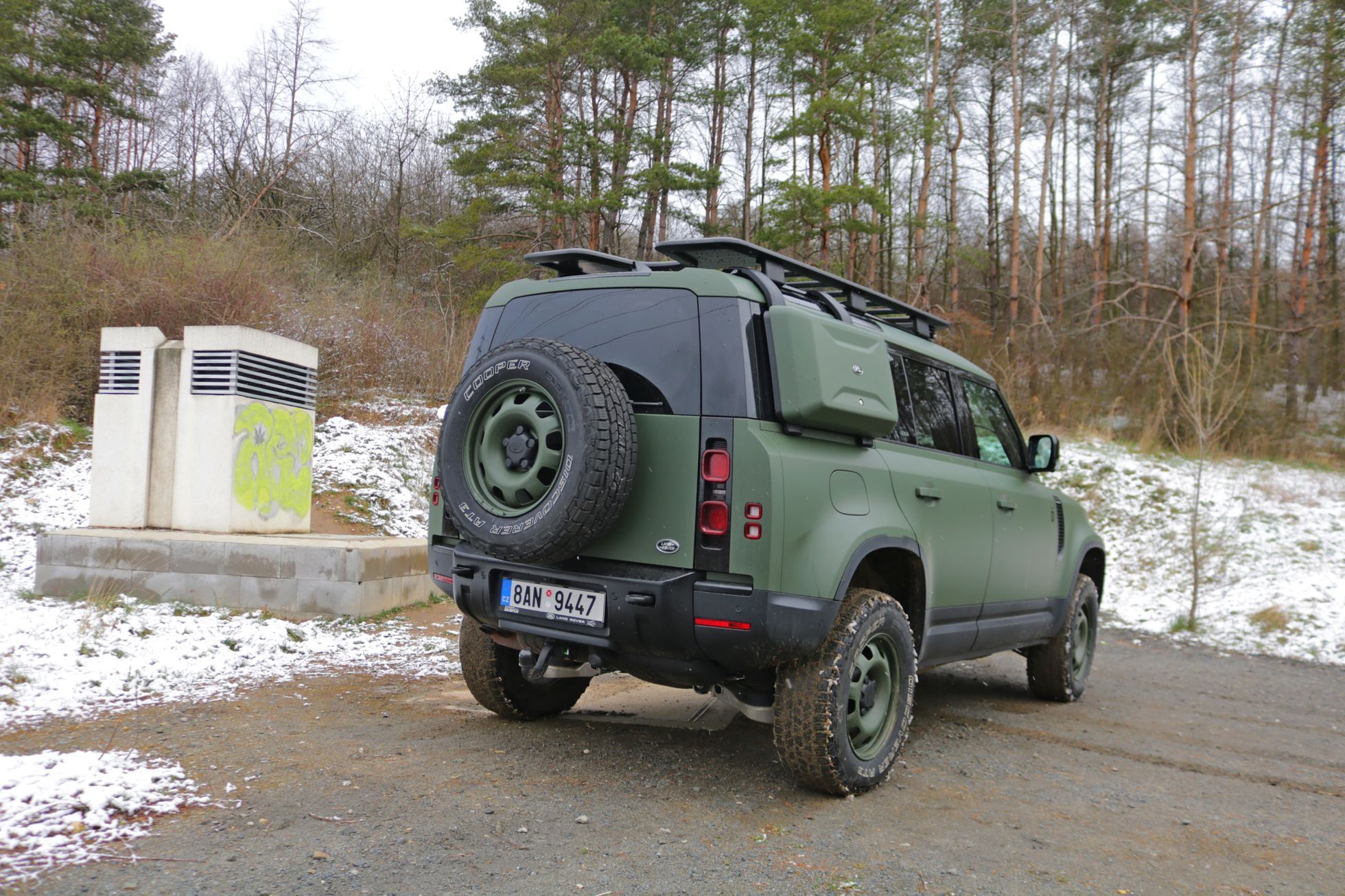 Land Rover Defender policejní demo verze