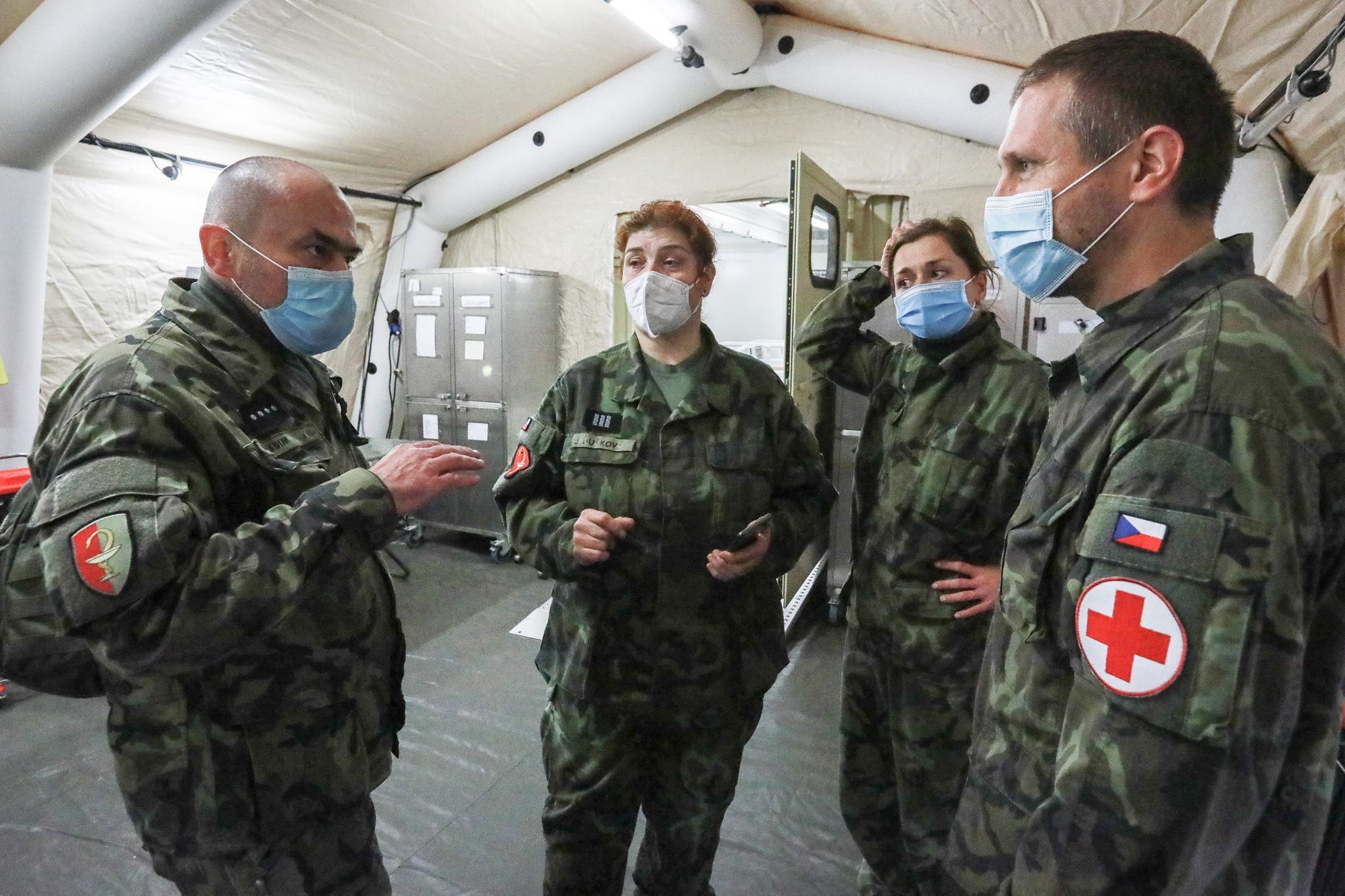 Armádní polní nemocnice v Letňanech - koronavirus