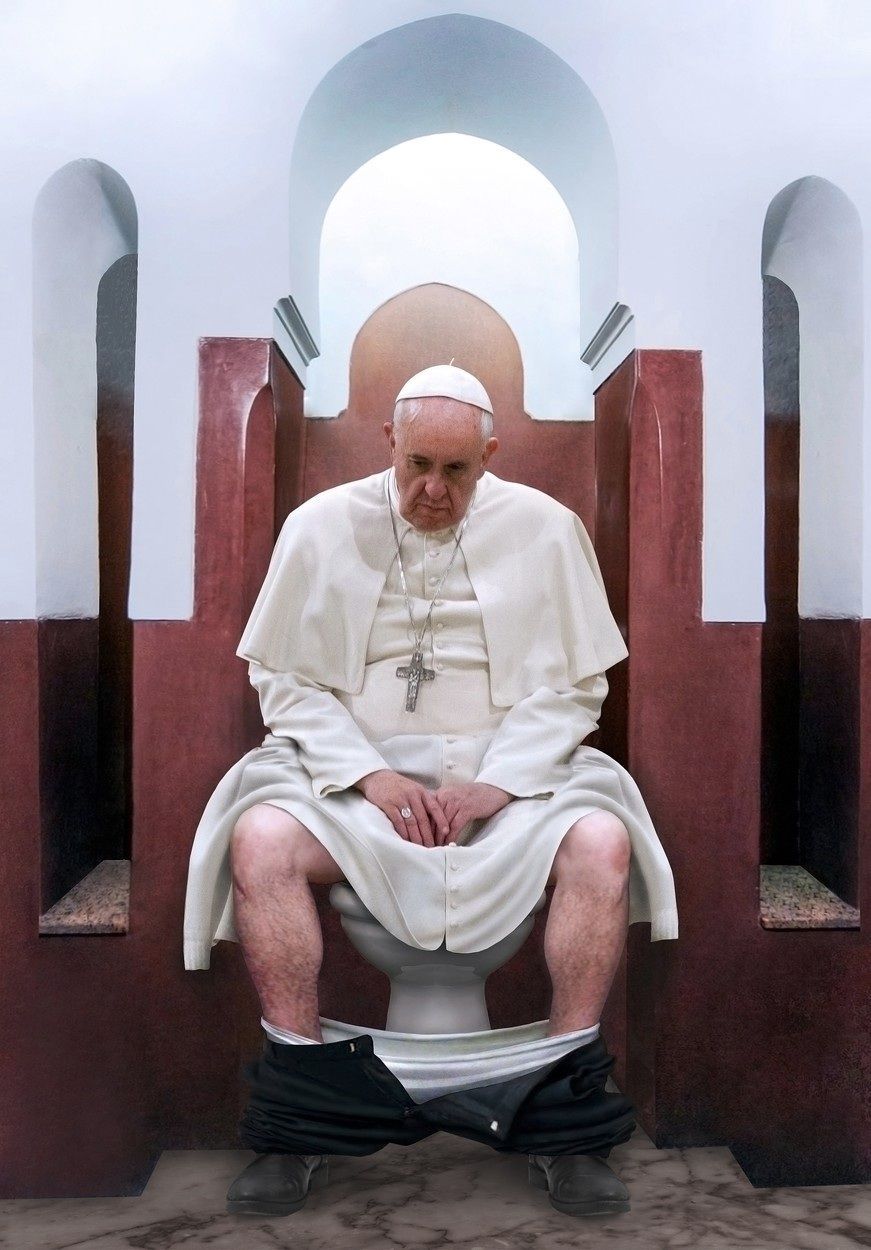 Na WC papež