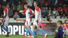 Semifinále MOL Cupu 2018/19, Slavia - Sparta: Fotbalisté Slavie oslavují gól na 3:0.