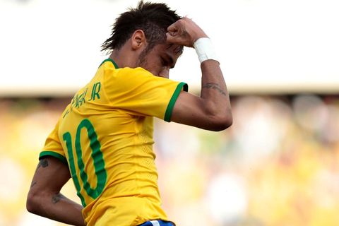 Neymar slaví branku v přípravném utkání před MS