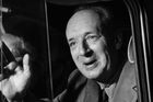 Recenze: Nabokov líčí na pozadí geniálního erotického románu ztrátu jednoho Ruska