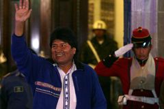 Morales opět vyhrál, "domorodý socialismus" může pokračovat