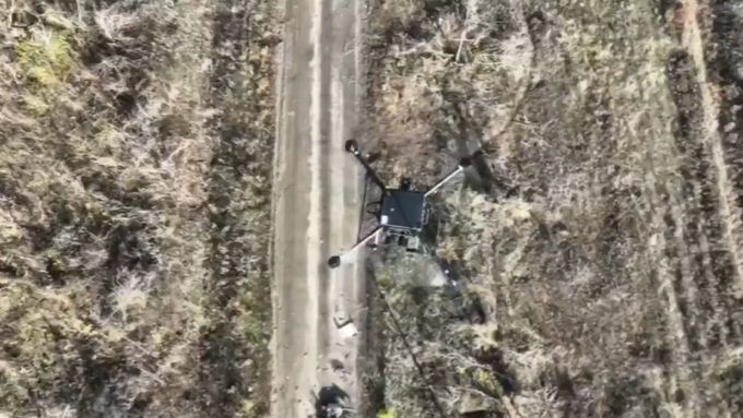 Rusové riskují cenné drony Mavic pro zásobování předních linií, i když mohou přepravit méně kilo