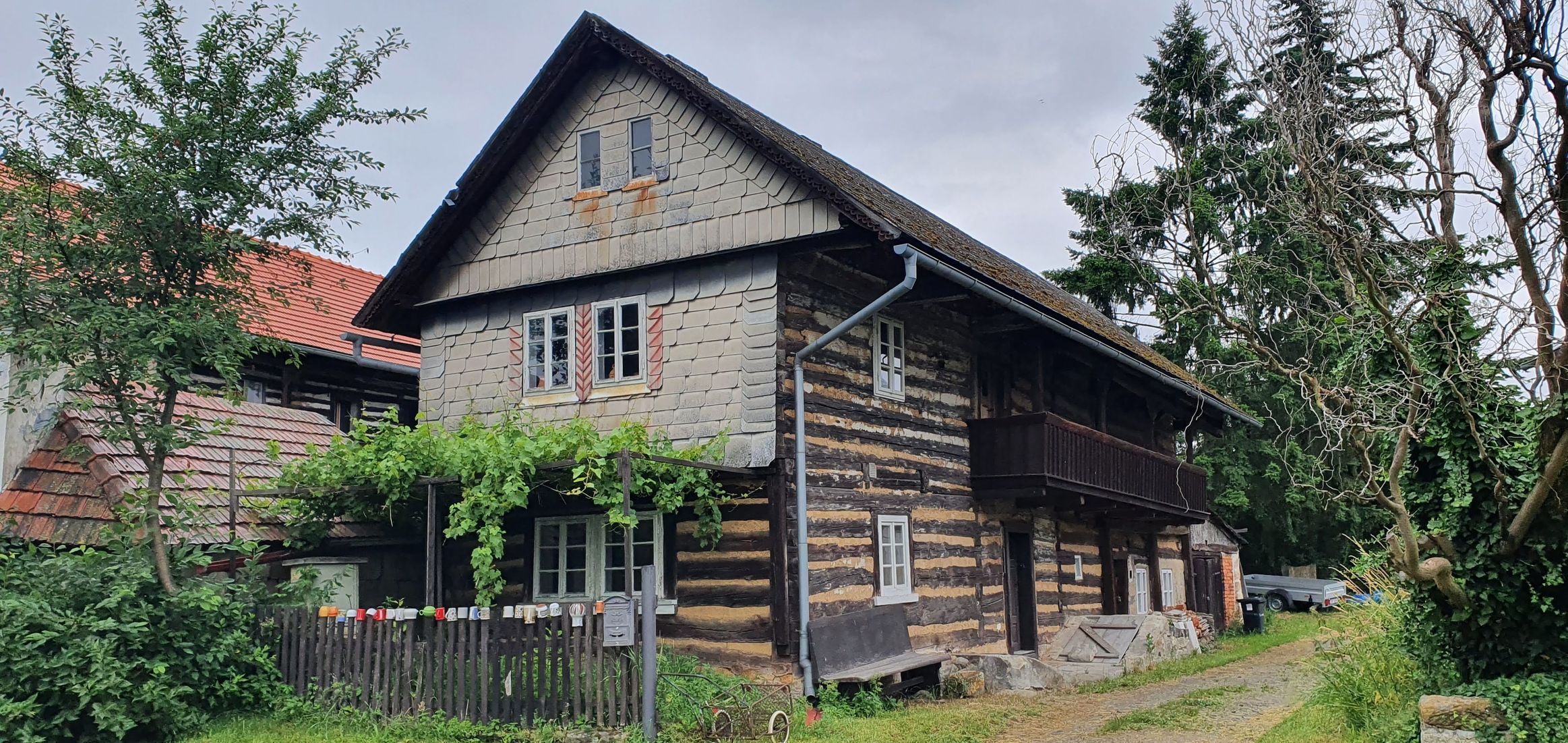 Chaty, chalupy, apartmány, rekreační zařízení