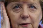 Na řešení otázky běženců se musejí podílet všichni, zopakovala Merkelová