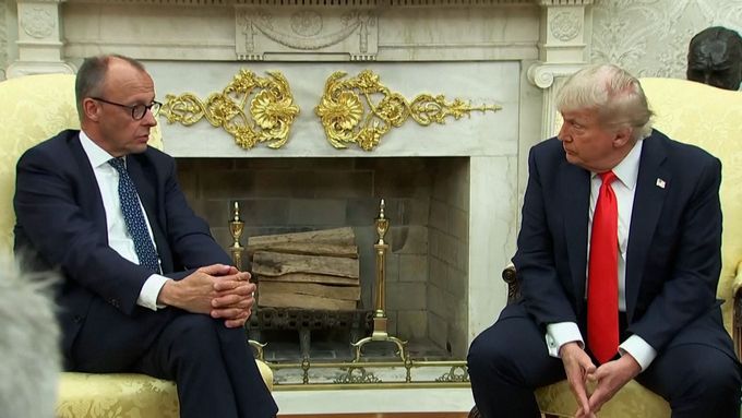 Friedrich Merz a Donald Trump ohledně ukončení války na Ukrajině