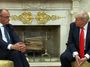 Trump německému kancléři: Invaze v Normandii pro vás "nebyl příjemný den"