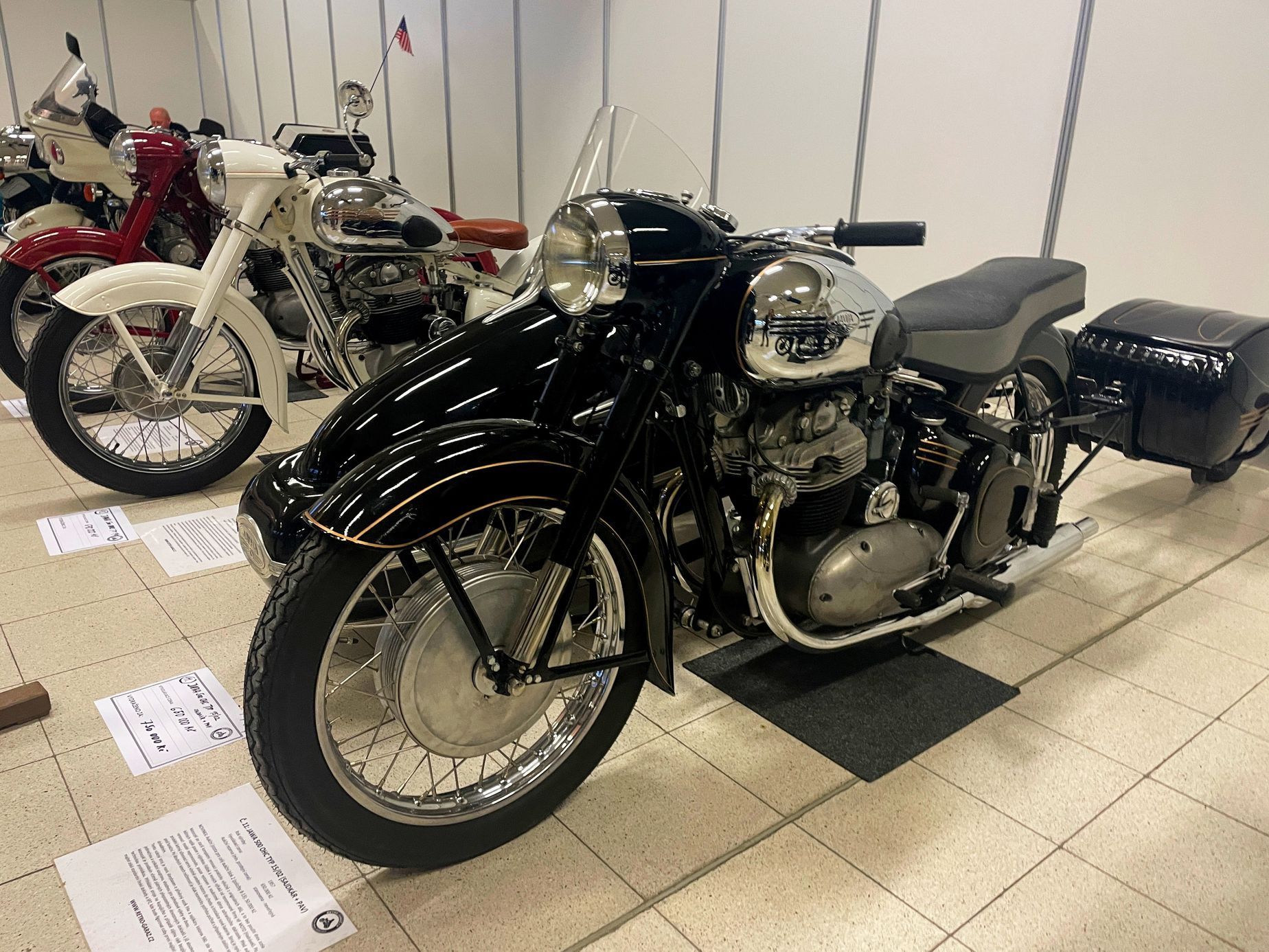 Aukce auto-moto veteránů Retro Garáž Lysá nad Labem listopad 2023