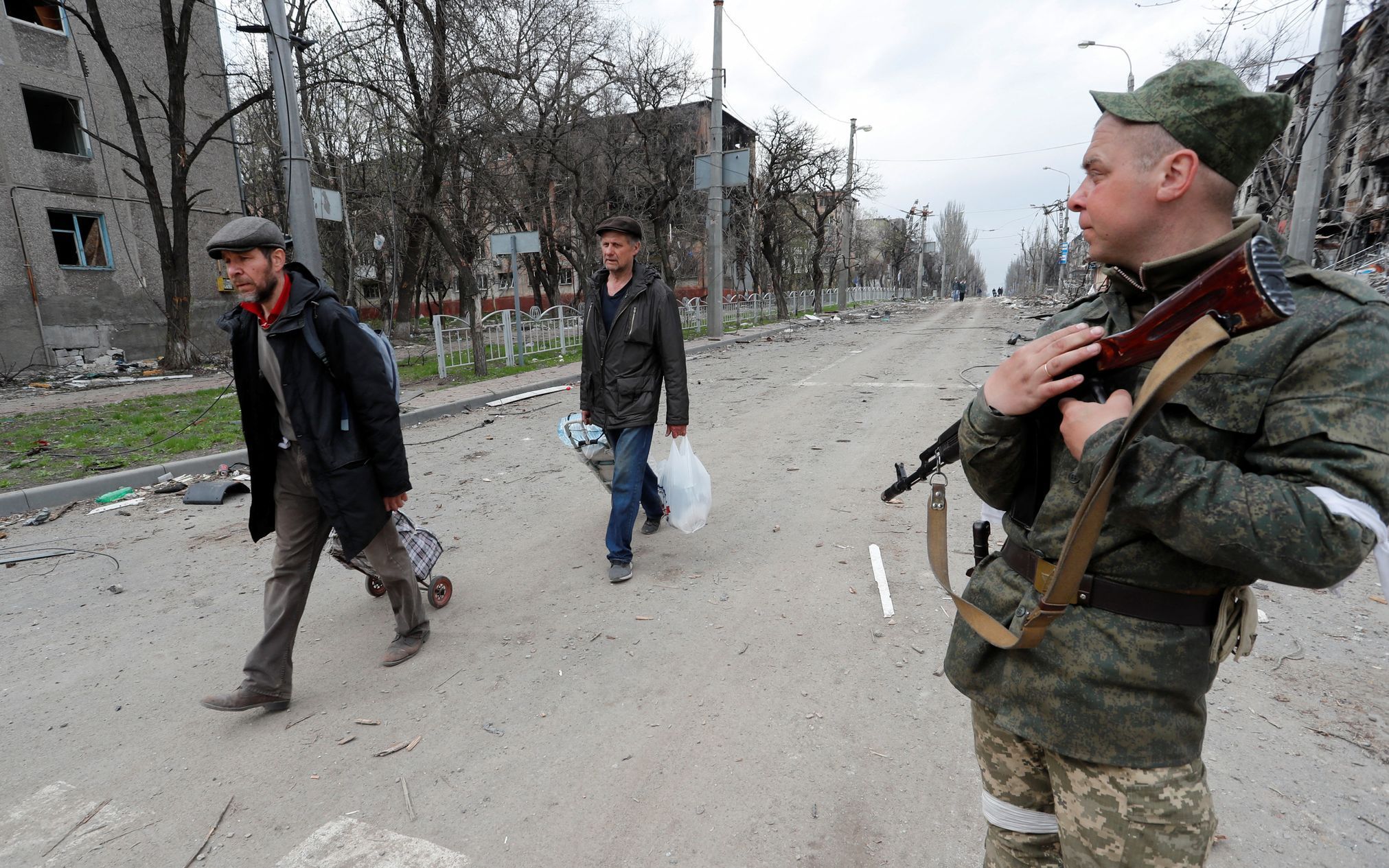 Fotogalerie / 18. 4. 2022 / Mariupol / Ukrajina - Aktuálně.cz