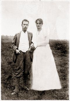 Rainer Maria Rilke s Clarou Rilke-Westhoffovou krátce po svatbě v roce 1901.