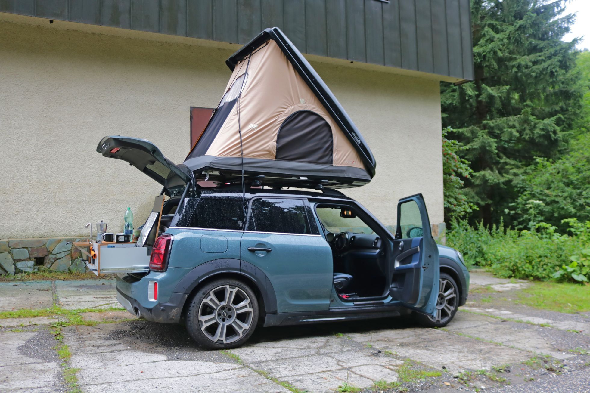 Mini Countryman SD obytný + stan