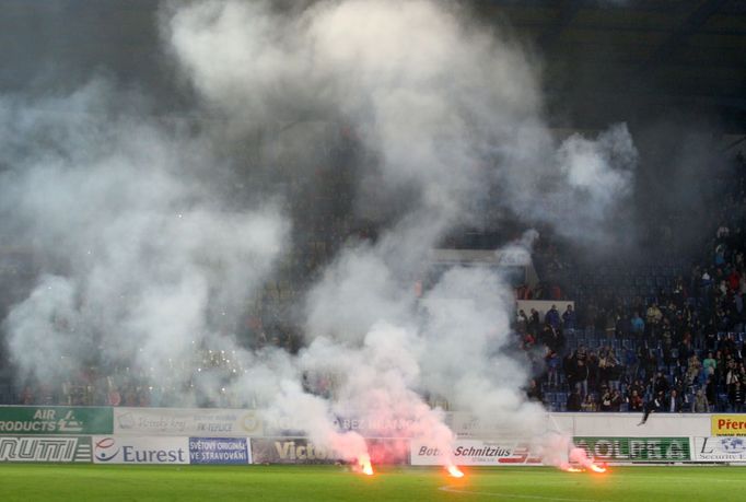 GL, Teplice-Sparta: světlice