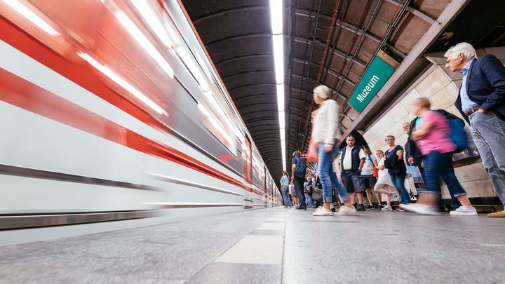 Cestující v pražském metru omezí výluky. Linky C a A čeká hned několik oprav; Zdroj foto: Lukáš Bíba