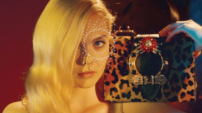 Elle Fanning pro Miu Miu