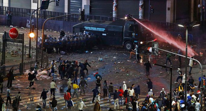 Argentinské nepokoje v Buenos Aires