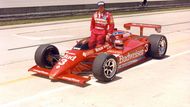 To už se ale Andretti pilně proháněl na amerických tratích v tehdejším šampionátu CART. V roce 1984 s vozem Lola-Cosworth vyhrál celý šampionát.