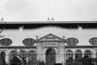 Lahmannovo sanatorium v Dráždanech, což bylo na počátku 20. století oblíbené a špičkové ozdravné zařízení. Nacházelo se na předměstí Weisser Hirsch, které se zprvu stalo cílem výletníků.