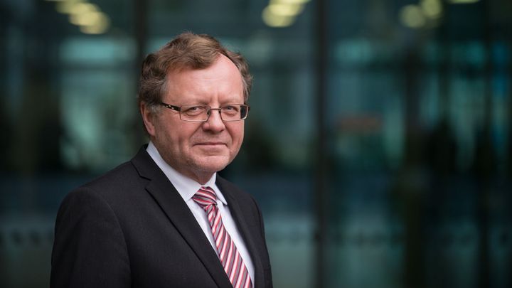 Šéf NKÚ: Zažil jsem horší reakce než tu Babišovu. Kritizovat Ťoka za dálnice není fér