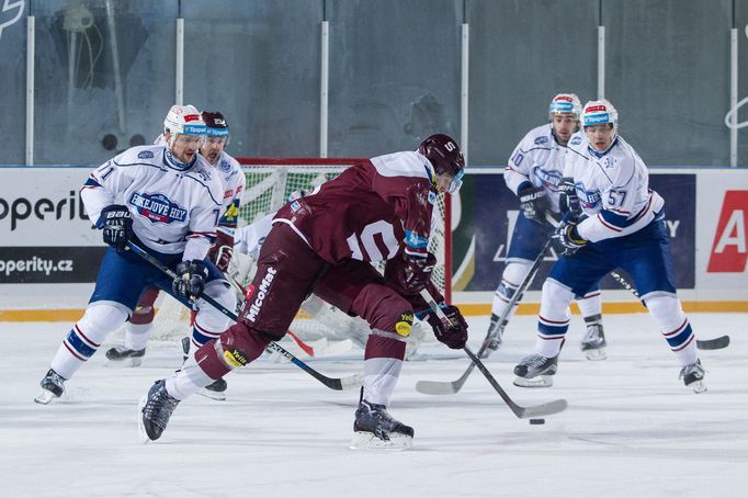 Open Air, 34. kolo Tipsport extraligy: Kometa Brno - HC Sparta Praha (Juraj Mikuš)