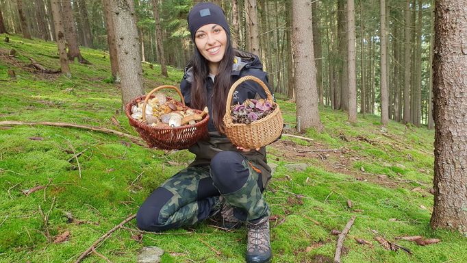 "Dnes nemám problém pokaždé naplnit košík," vysvětluje Lucie, proč se vyplatí naučit se poznávat více hub.