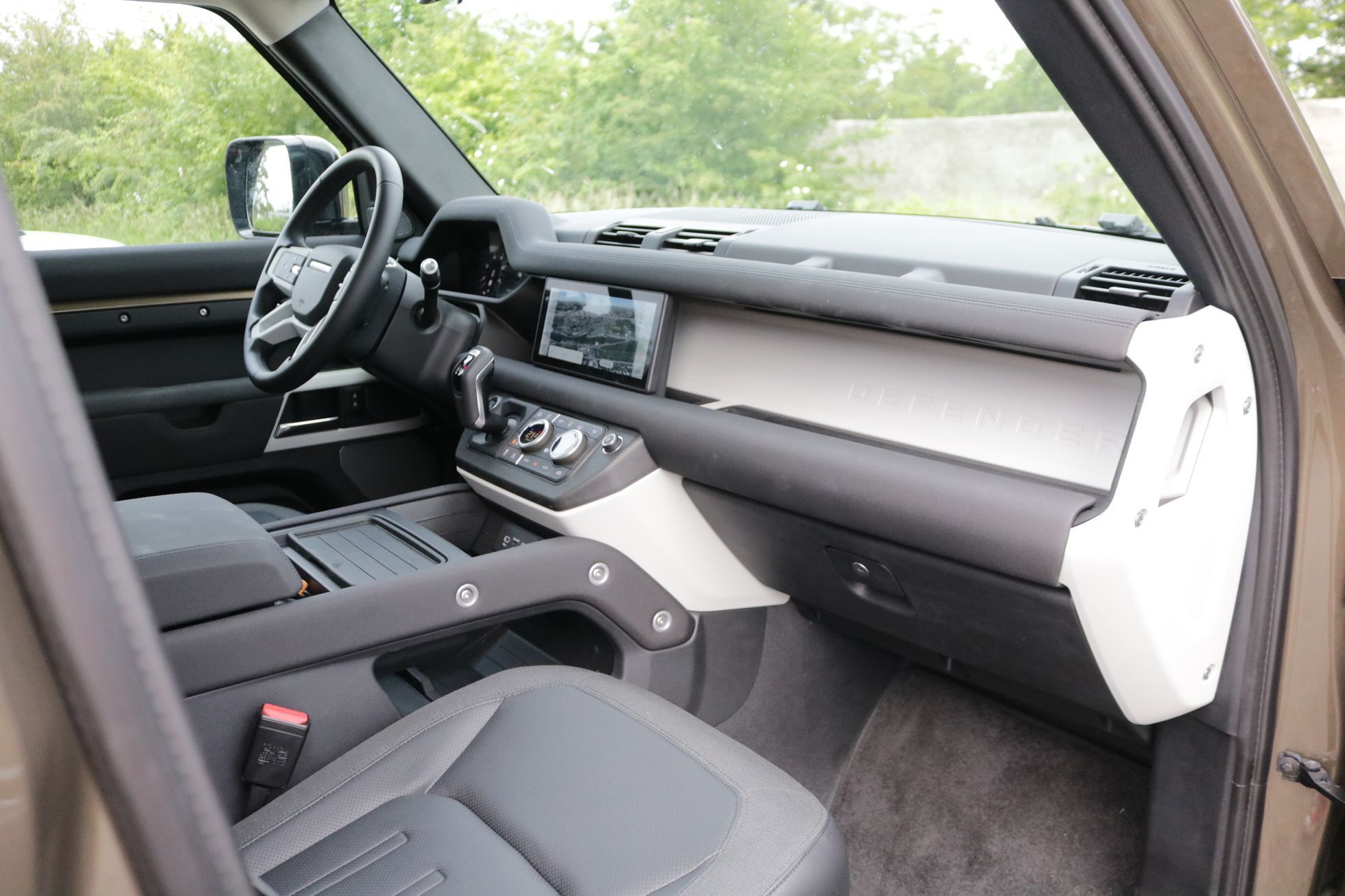Land Rover Defender 2020