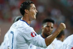 Ronaldo v kvalifikaci na Euro hattrickem uzemnil Arménii