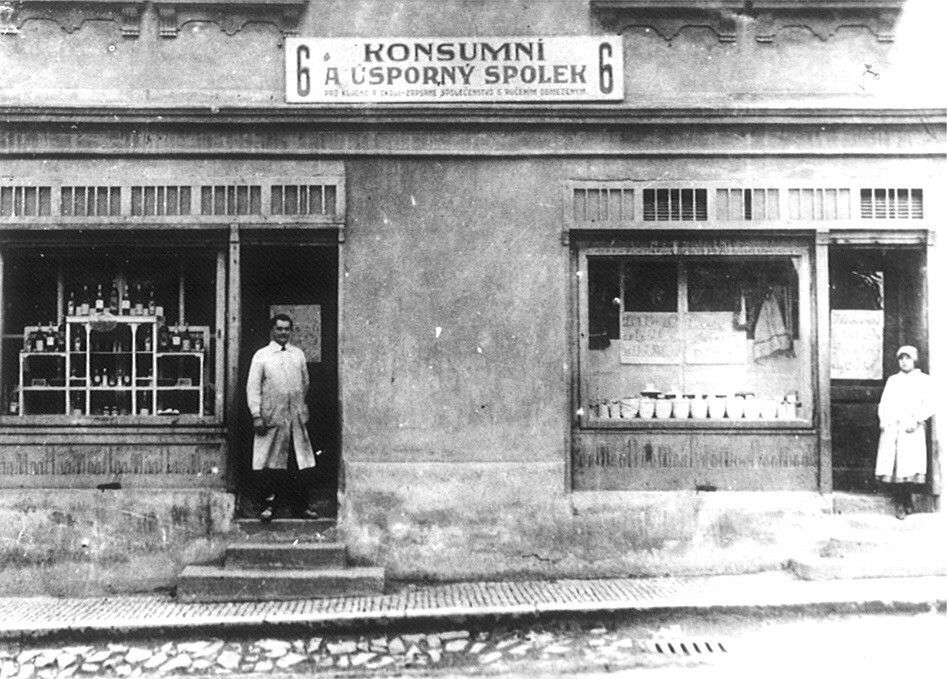 COOP 170 let - historie - prodejna 1930