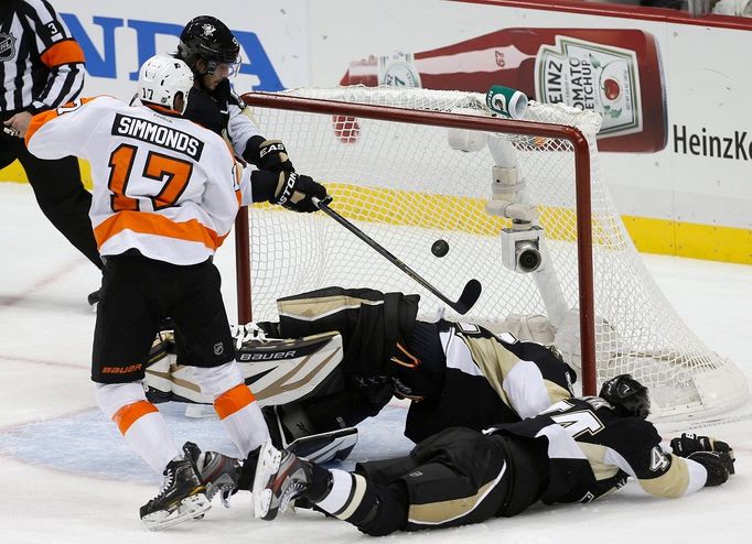 Vokoun inkasuje od Voráčka v zámořské NHL.