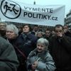 Praha na nohou, demonstruje proti politikům ODS-ČSSD