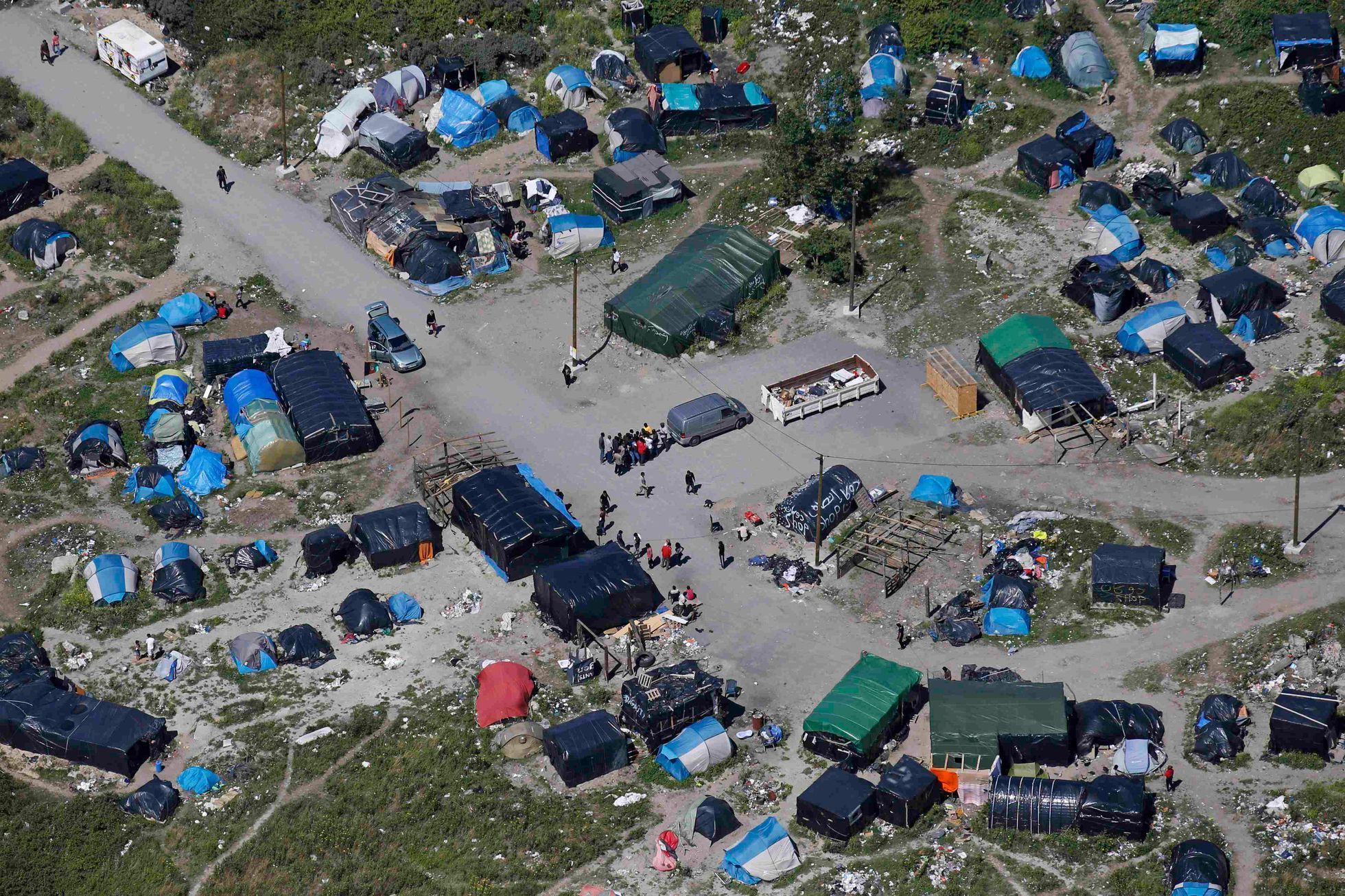 Nová Džungle. Tak se nazývá útočiště až tří tisíc uprchlíků v přístavním městě Calais.