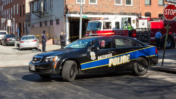 Střelba v Baltimore. Podle médií jsou na místě čtyři mrtví a skoro 30 zraněných