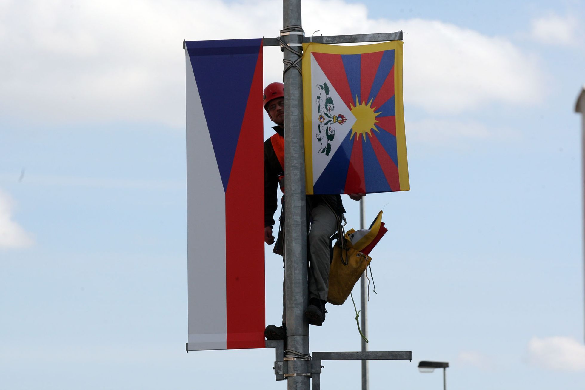 Tibetské vlajky na Evropské
