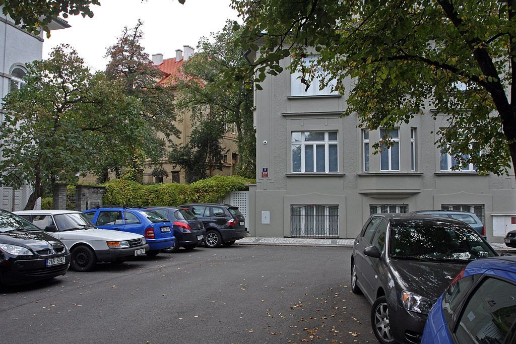 Na baště Svatého Jiří 257/5, nemovitosti a Marek Dalík