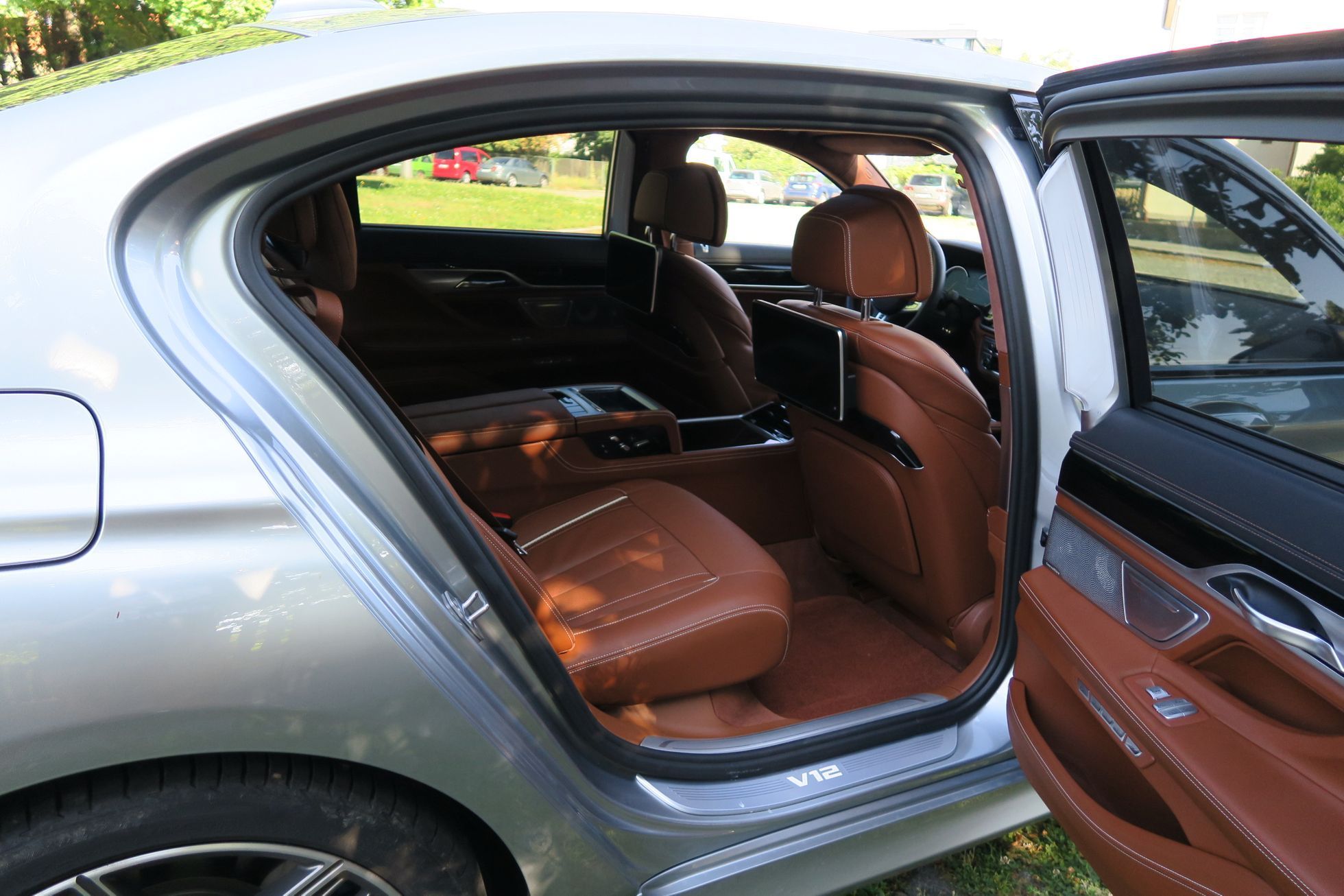 BMW M760Li xDrive