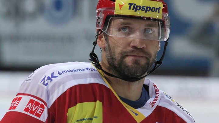 Bývalý obránce NHL Klouček se zabil po nárazu do rozvodového sloupku. Bylo mu 45 let; Zdroj foto: ČTK