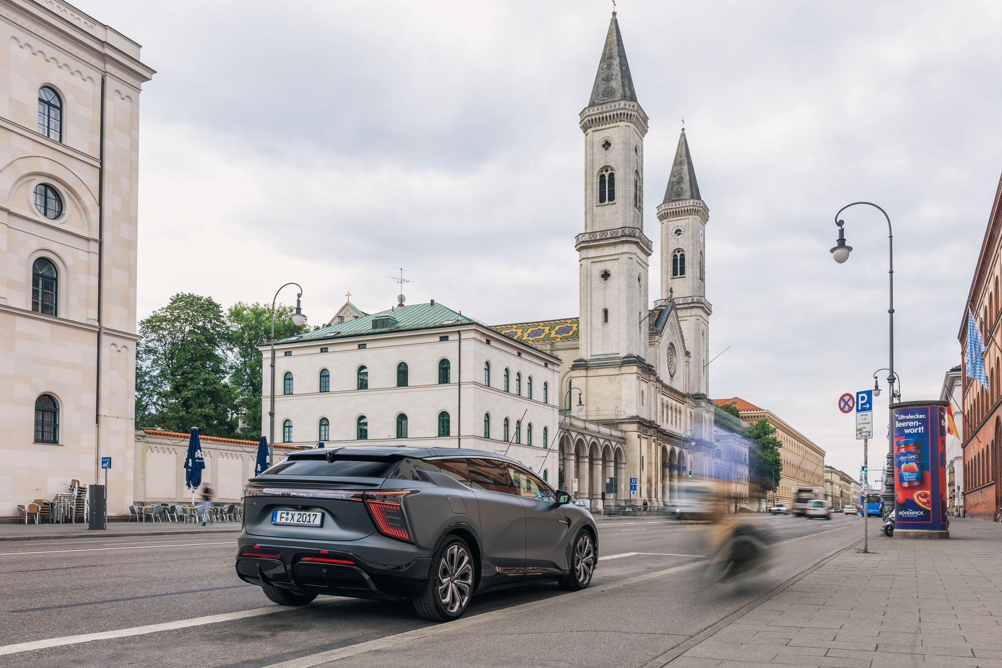 elektromobily HiPhi