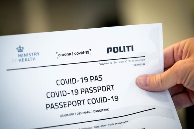 Dokument fungující jako "covid pas" v Dánsku.