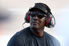 Michael Jordan v boxech týmu NASCAR 23XI