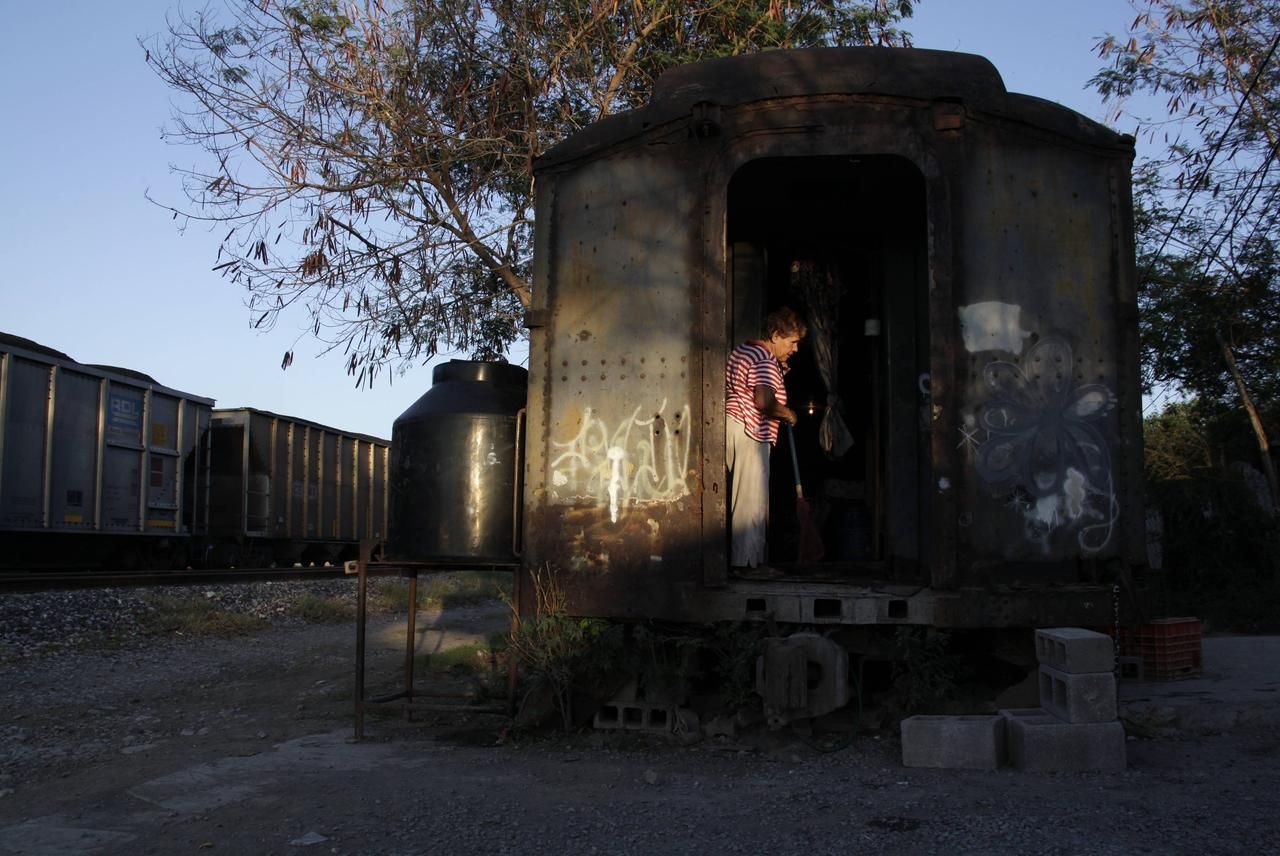 Foto: Mexická rodina žije už 15 let v opuštěném vagóně