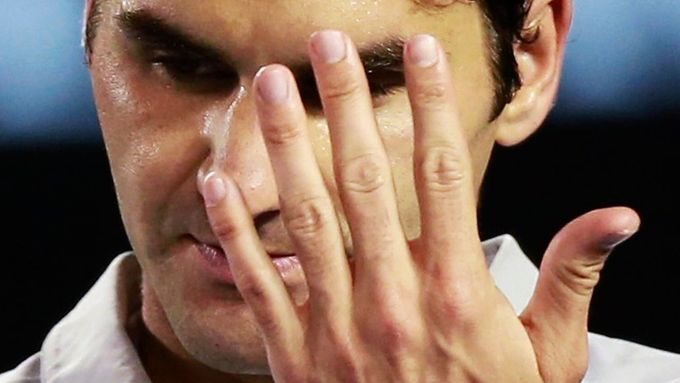 Roger Federer, stárnoucí tenisová legenda.