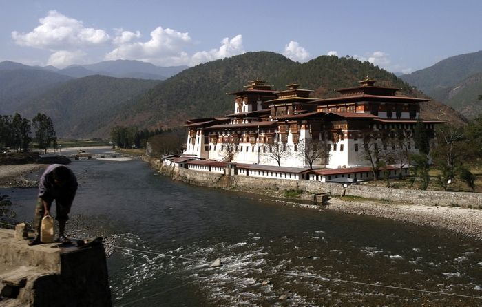 Bhútán, televize, výročí