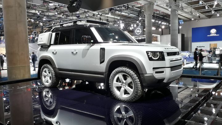 Nejlepší neelektrická novinka ve Frankfurtu: Prohlédněte si nový Land Rover Defender