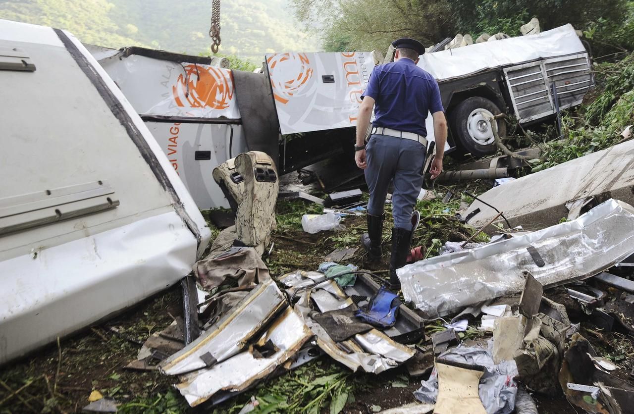 Nehoda italského autobusu