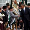 Obama - Merkelová - summit G7 - Bavorsko